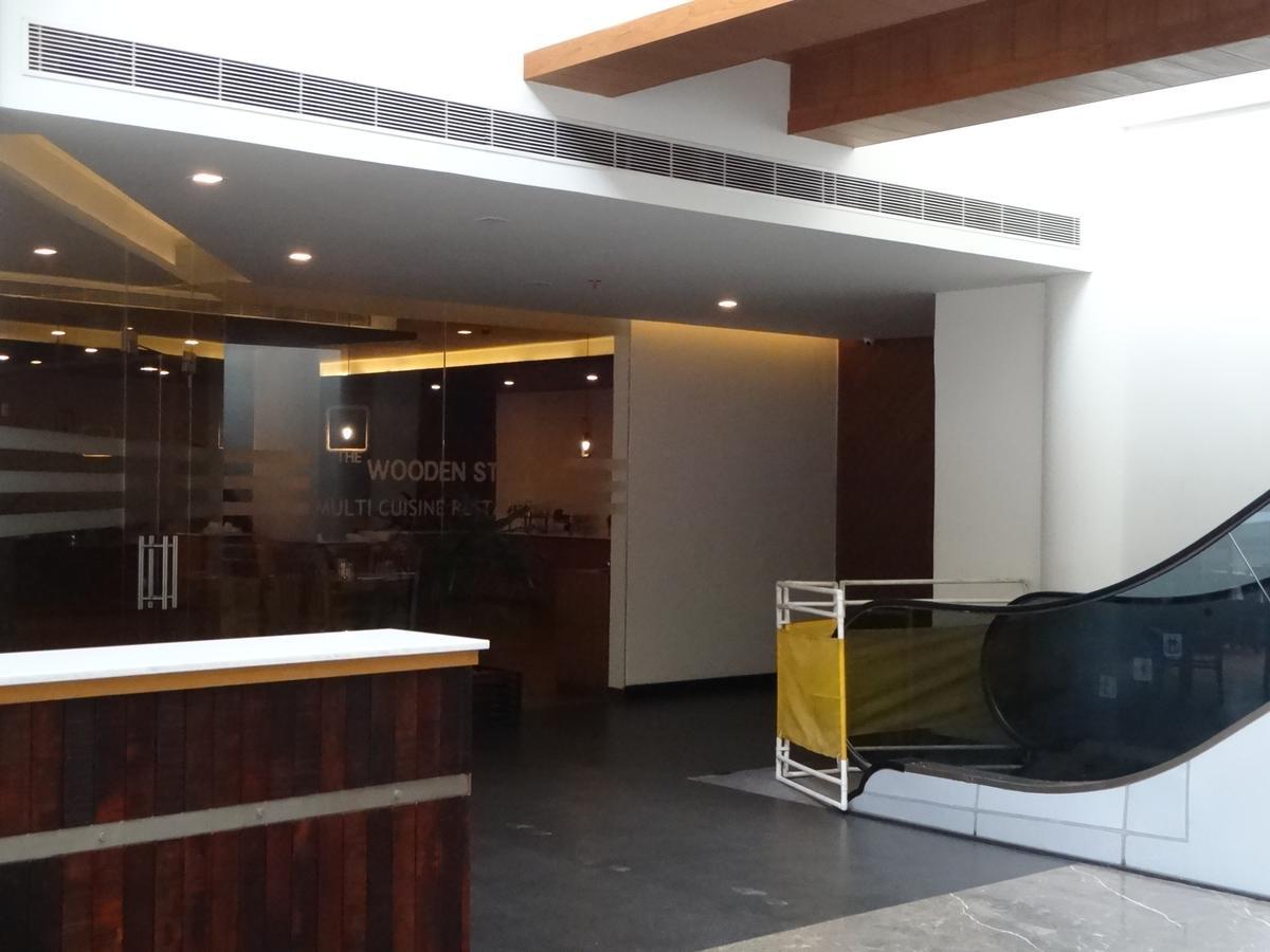Woodies Bleisure Hotel Кожикоде Екстер'єр фото
